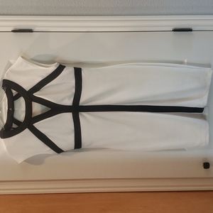 Bisou Bisou white and black body con dress size 12